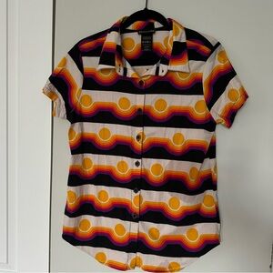 Nooworks Joyce Button-down T-shirt, Circa print, women’s size XL